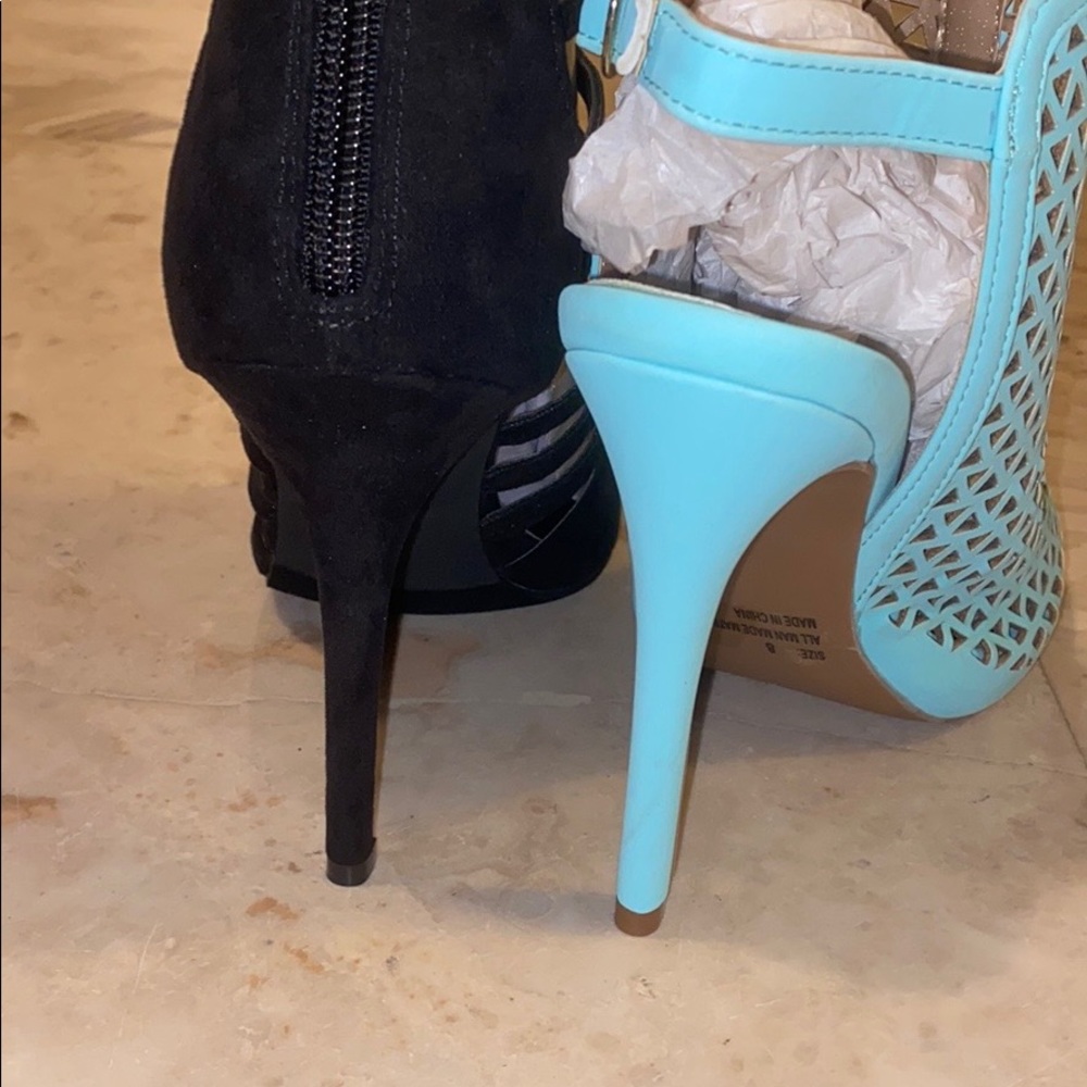 Simone Black heels-LAST ONE - Picture 6 of 9